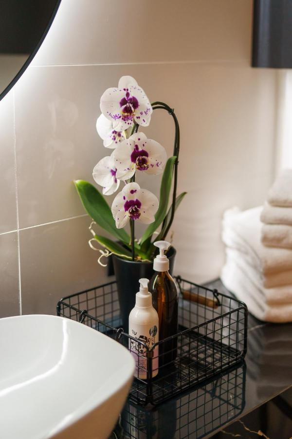 Apartament Deluxe Black Orchid Baltic Concept Dzwirzyno Luaran gambar